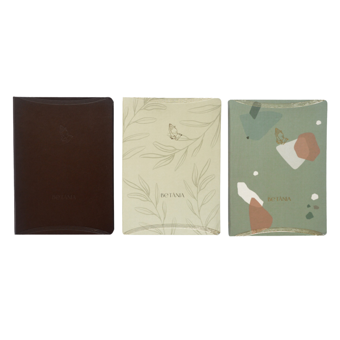 Journal de Oração Betânia capa Bege Jardim, capa Café Marrom e
capa Terrazo Verde