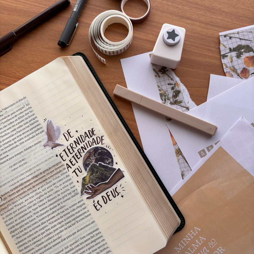 Livro digital de Colagem de Salmos - Minha alma louva ao Senhor